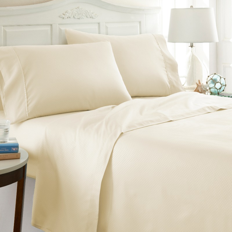 Checkered Embossed 4 Piece Full Bed Sheet Set